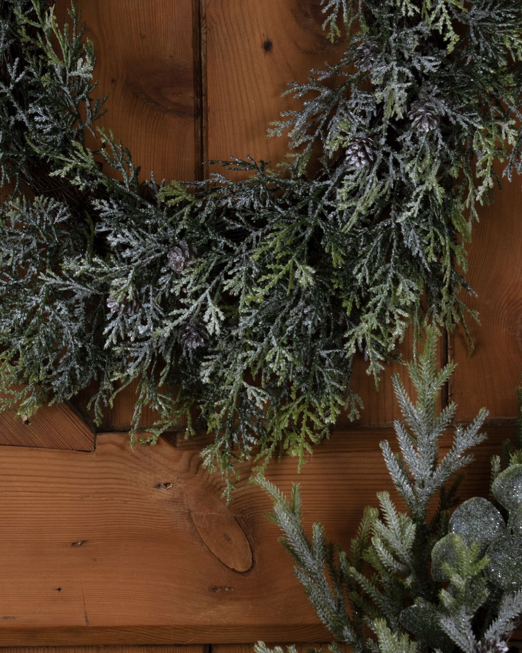 Frosted Pine Wreath With Pinecones